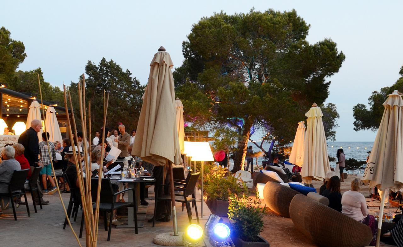 Catalonia Royal Ses Estaques-Adults Only Hotel Santa Eularia des Riu Exterior photo