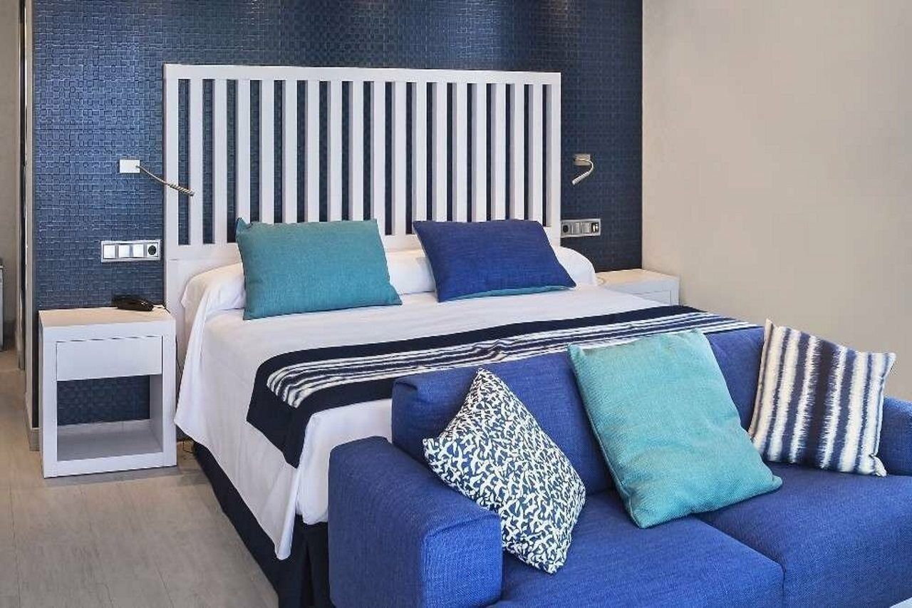 Catalonia Royal Ses Estaques-Adults Only Hotel Santa Eularia des Riu Exterior photo